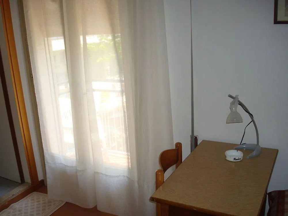 Hotel Marlisa Pier Lido di Jesolo 2*,