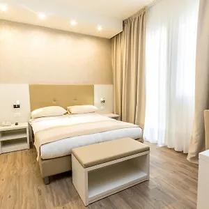 *** Hotel Touring Włochy